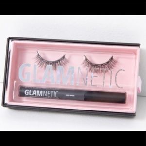 Glamnetic Virgo Magnetic Lashes + Soo Future! Mini
Magnetic is Felt Tip Eyeliner